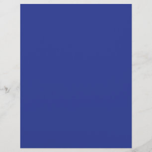 ein Flugzeug, das mit einem blauen Hintergrund in Flyer