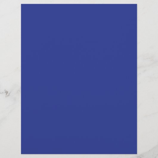 ein Flugzeug, das mit einem blauen Hintergrund in Flyer (Hinten)