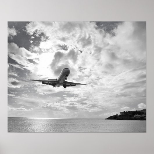 Ein Flugzeug landet in Princess Poster (Vorne)