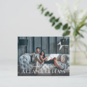 Ein Foto zur Änderung von Plänen für das Hochzeits Ankündigungspostkarte (Stehend Vorderseite)