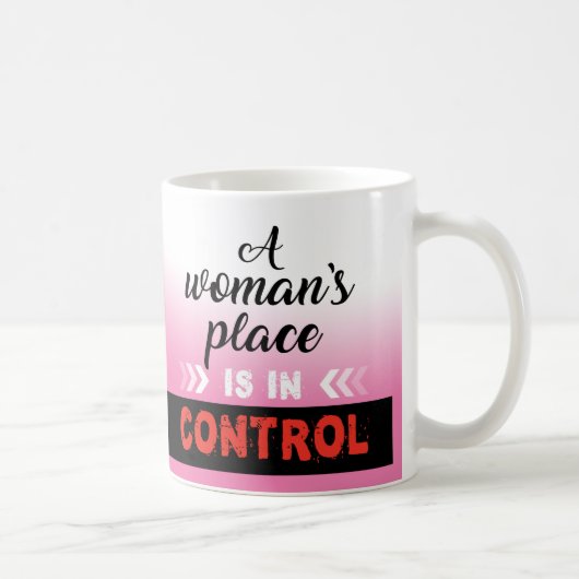 Ein Frauenplatz, trendige Tasse. Kaffeetasse (Rechts)
