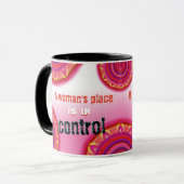 Ein Frauenplatz, trendige Tasse. Tasse (Vorderseite Links)
