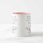 Ein Freund zitiert rosa und blaue Flora Freundscha Tasse (Zentrum)