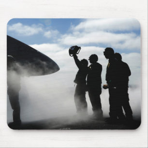 Ein Führerraum-Crewmitglied Mousepad