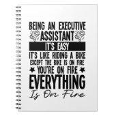 Ein Führungskraft-Assistent zu sein ist einfach Notizblock (Vorderseite)
