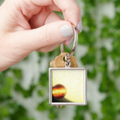 Ein Gasriese, der sehr nah umkreist Schlüsselanhänger (Hand)