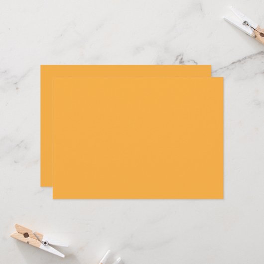 ein gelber Hintergrund mit Einladung (Vorderseite/Rückseite Beispiel)