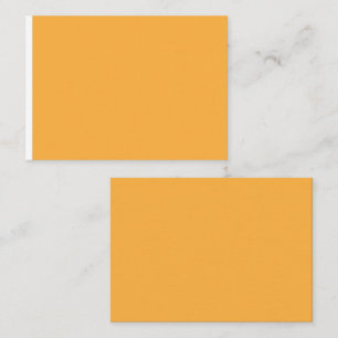 ein gelber Hintergrund mit Platzkarte