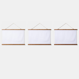 Ein gelber, orangefarbener und braun gestreifter T Wandteppich Mit Holzrahmen