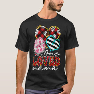 Ein geliebtes Mama Kissing Red Kariert Heart Valen T-Shirt