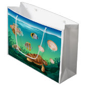 Ein Geschenkbeutel mit Aquatic Charm Große Geschenktüte (Vorderseite Schrägansicht)