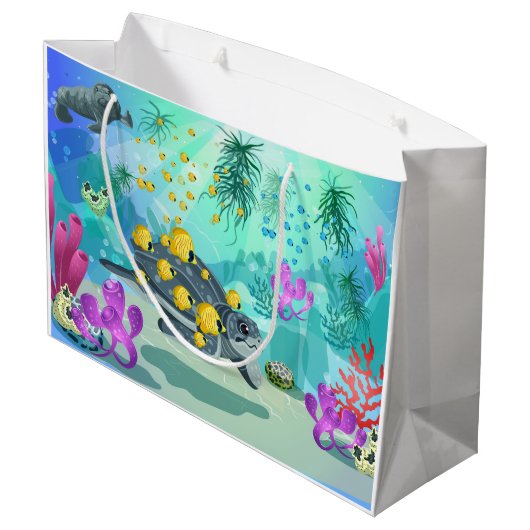 Ein Geschenkbeutel mit Aquatic Charm Große Geschenktüte (Rückseite Schrägansicht)
