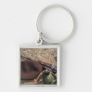 Ein Gewehr, Militär bedecken und Kantine Schlüsselanhänger