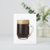 Ein Glas dunkles Bier Postkarte (Stehend Vorderseite)