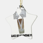 Ein Glas valentiner Ruhe. Keramikornament (Links)