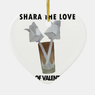 Ein Glas Valentinsfrieden. Keramikornament