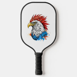 ein Glatzenadler mit Rot Pickleball Schläger