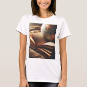 ein Globus steht auf einem Buch T-Shirt (Vorderseite)