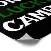 Ein glücklicher Camper St. Patrick's Day Irisches Poster (Ecke)