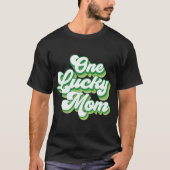 Ein glücklicher Mama St. Patrick's Day T-Shirt (Vorderseite)