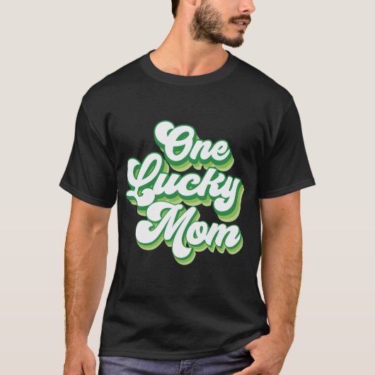 Ein glücklicher Mama St. Patrick's Day T-Shirt (Vorderseite)