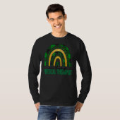 Ein glücklicher Physiotherapeut Rainbow St Patrick T-Shirt (Vorne ganz)