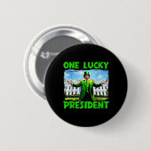 Ein glücklicher Präsident Trump St Patricks Day Ir Button (Vorne & Hinten)