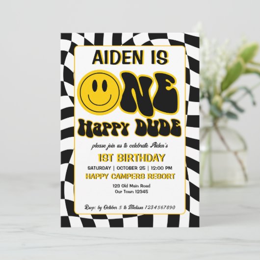 Ein glücklicher Typ Retro-Schachbretter 1. Geburts Einladung (Stehend Vorderseite)