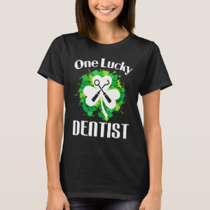 Ein glücklicher Zahnarzt Lustiger St. Patrick's Da T-Shirt