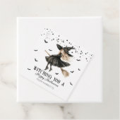 Ein glückliches Halloween-Hexe Geschenkanhänger (Beispiel)