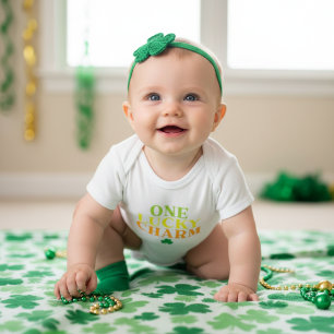 Ein Glücksbringer Erstes St. Patty's Day-Geschen Baby Strampler