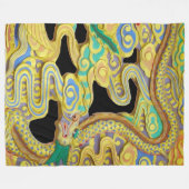 Ein Goldener Drache steht Wächter am Stadttor Fleecedecke (Vorderseite (Horizontal))