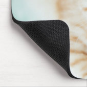 Ein goldenes Farbkätzchen, das sich hinlegt Mousepad (Ecke)