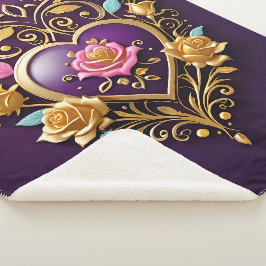 Ein goldenes Herz mit aufwändiger Filigrane Sherpadecke (3/4)