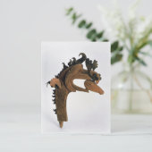 Ein Greifen, der ein Hirsch im Schnabel hält Postkarte (Stehend Vorderseite)