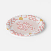 Ein groovy Mädchen Pink Daisy Checker Pappteller (Schrägansicht)
