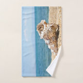 Ein großer Muschel am Kavala-Strand mit klarem, bl Badhandtuch Set (Handtuch)