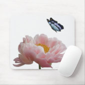 ein großer rosa Paillon wird von einem ätherischen Mousepad (Mit Mouse)