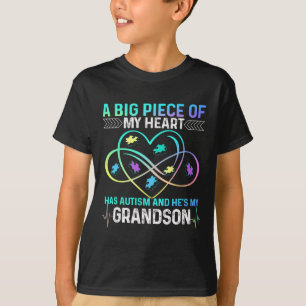 Ein großes Stück meines Herzens hat Autismus und e T-Shirt