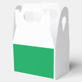 ein grüner Hintergrund mit Geschenkschachtel (Geöffnet)