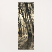 Ein grüner Wald und ein Sepiewald Yogamatte (Rückseite)