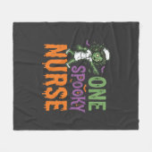 Ein gruseliger Halloween-Nurse-Design (2)_1 Fleecedecke (Vorderseite (Horizontal))