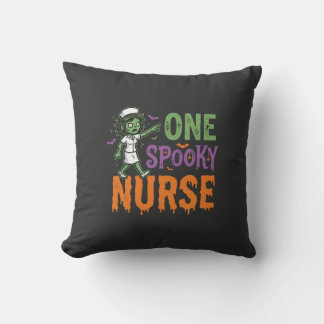 Ein gruseliger Halloween-Nurse-Design (2)_1 Kissen