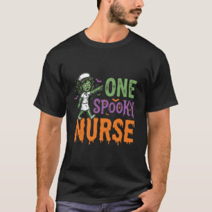 Ein gruseliger Halloween-Nurse-Design (2)_1 T-Shirt
