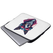 Ein Habu-Hund mit Sonnenbrille und Kopfhörern Laptopschutzhülle (Vorne Knopf)