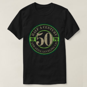 Ein halbes Jahrhundert und immer noch auf dem Weg  T-Shirt