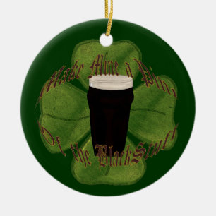 Ein halbes Liter des schwarzen Materials Keramik Ornament