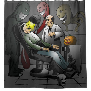 Ein Halloween-Abend beim Zahnarzt Duschvorhang