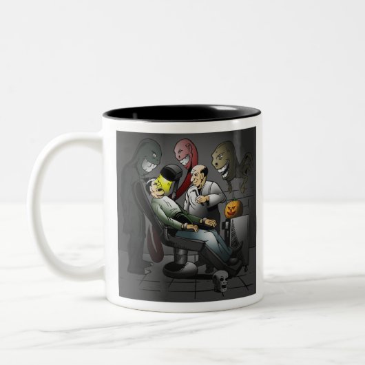 Ein Halloween-Abend beim Zahnarzt Zweifarbige Tasse (Links)