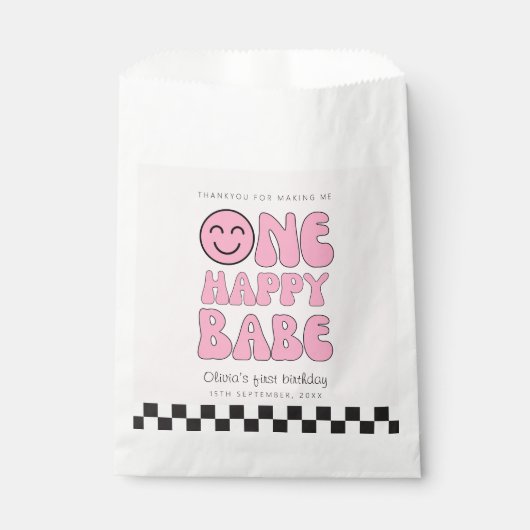 Ein Happy Babe Happy Face Pink Geschenktütchen (Vorderseite)